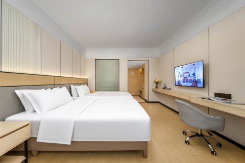 维也纳酒店(南宁火车站朝阳广场店)