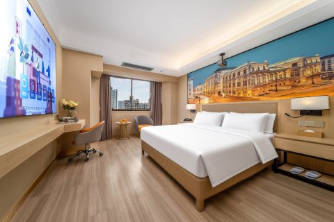 维也纳酒店(南宁火车站朝阳广场店)