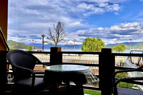 泸沽湖云旅观湖客栈(大洛水码头店)