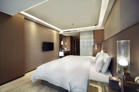 固始元光酒店(中山大街西亚生活广场店)