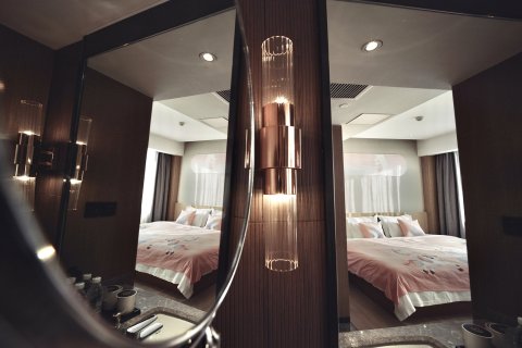 固始元光酒店(中山大街西亚生活广场店)