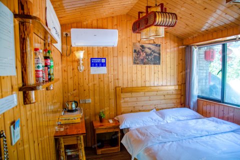 武当山有间客栈