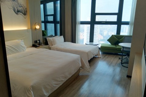 华美达安可酒店(东莞东城万达店)