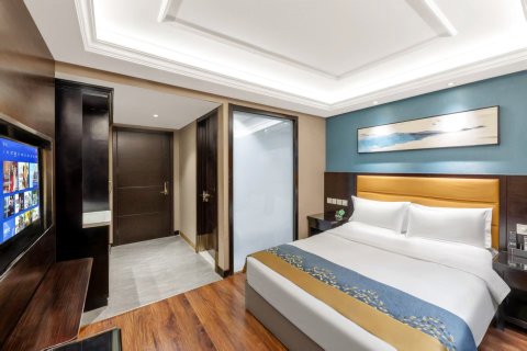 乌兰察布名仕假日酒店(集宁南站市中心医院店)