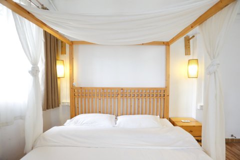 七朵民宿(潮州古城牌坊街店)