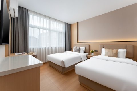 云和宁和曼华酒店