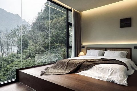 阳朔1Q84宿(遇龙河生态公园千古情店)