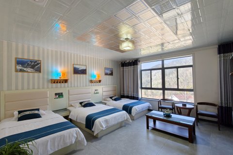 天柱山卧云山庄