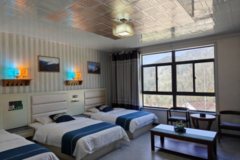 天柱山卧云山庄