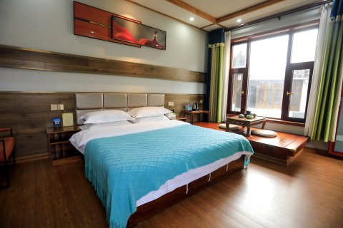 宏村花开半夏·徽派庭院民宿