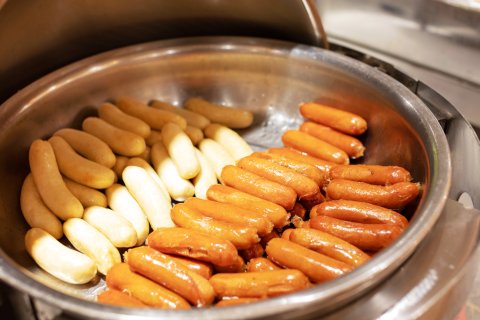 海口五指山国际温泉酒店(骑楼老街日月广场免税店)