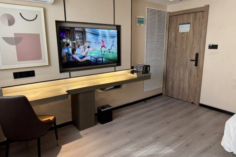 坤逸·精品酒店(兰州中山桥西关地铁站店)