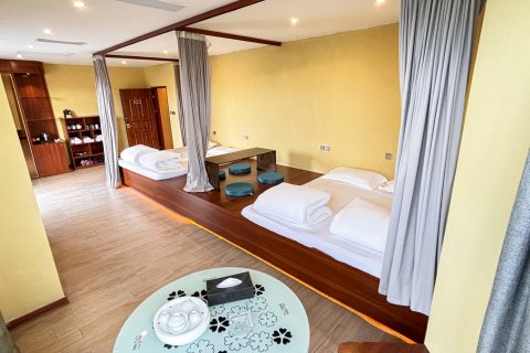 普宁盘龙湾温泉度假村