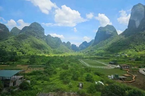 阳朔隐谷度假民宿(遇龙河国家级旅游度假区千古情店)