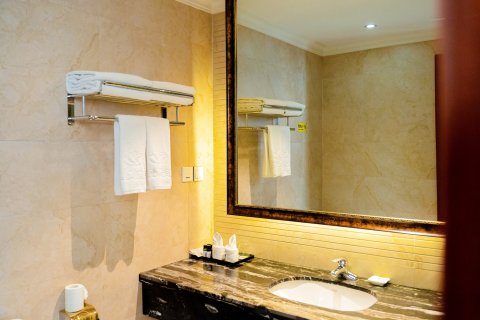 扎兰屯金百灵大酒店