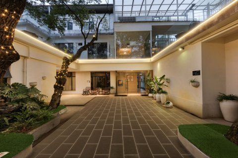 东江湖半岛假日酒店