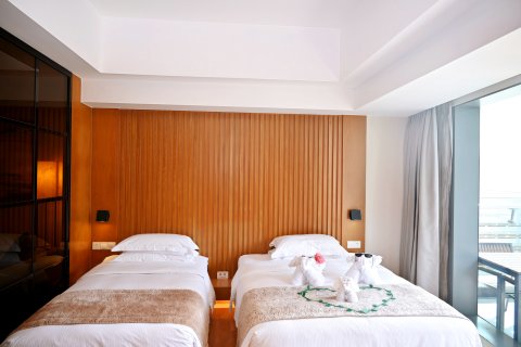 珠海华发·会展行政酒店(横琴口岸十字门华发商都店)