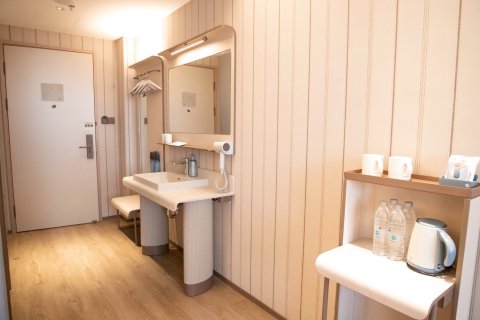 汉庭酒店(临漳县邺令公园店)