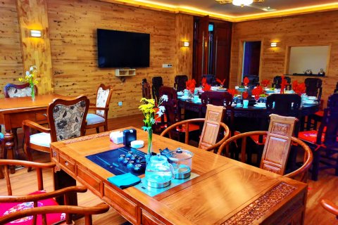 什邡市万兴温泉花园酒店