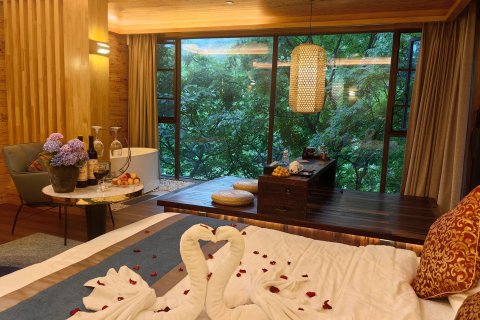 什邡市万兴温泉花园酒店