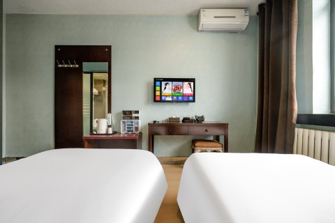 城市99时尚酒店(二宫体育馆新疆财经大学店)