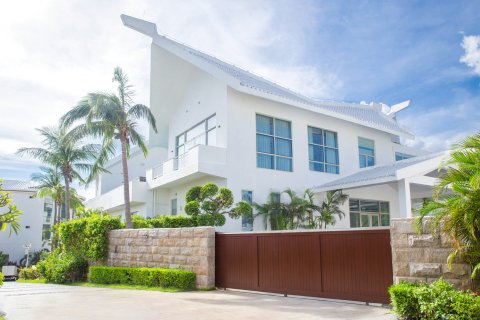 三亚亚龙湾迎宾馆