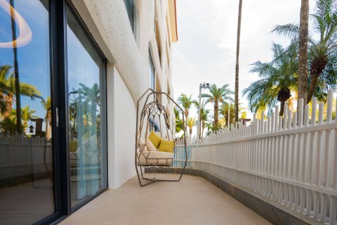 三亚蜈支洲岛珊瑚酒店