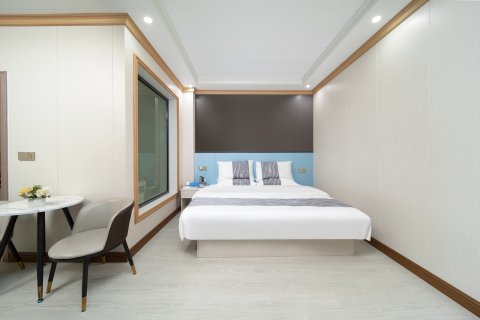 雅斯特美途酒店(河池凤山县高级中学店)