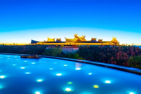 昆明古滇半山温泉酒店(滇池店)