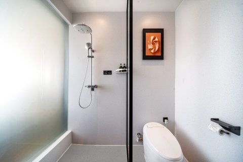 伊宁伊畔艺术酒店(伊犁河风景区店)