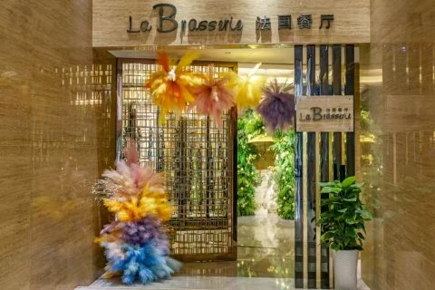 鞍山时代雅高铂尔曼大酒店