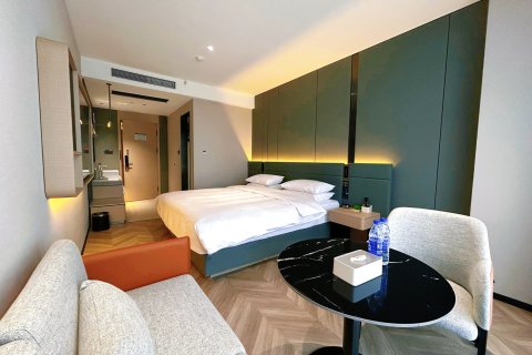 H慕枫酒店(许昌六一路胖东来时代广场店)