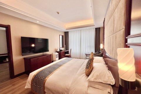 通化中东拉图摩根酒店(中东新天地购物公园店)