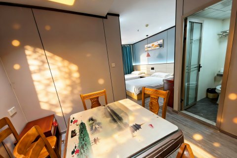 庐山饭店(庐山风景名胜区牯岭街心公园店)