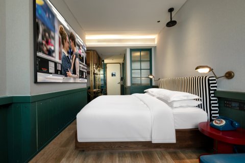 苏州石路地铁站山塘街厚居酒店