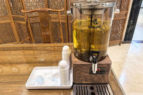 呼和浩特昭君大酒店(新华广场地铁站店)