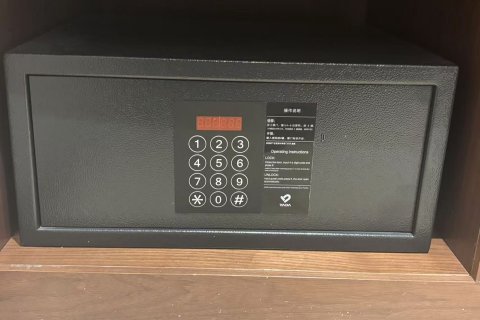 康定岷山太阳部落大酒店