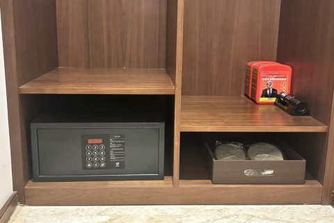 康定岷山太阳部落大酒店