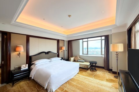 汕头龙光喜来登酒店