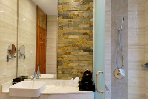 泸沽湖银湖岛大酒店