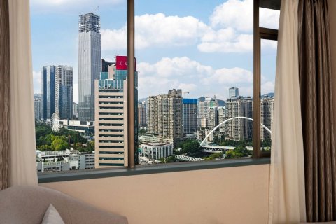 贵州峰润喀斯特酒店（甲秀楼青云市集店）