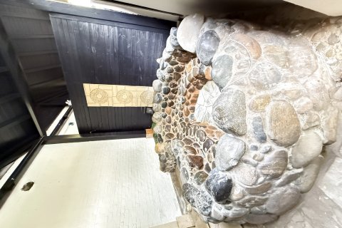 弥勒天溪谷温泉度假村