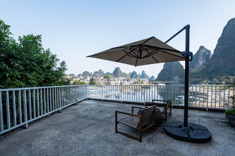 喜糖·江景度假酒店(阳朔西街漓江店)