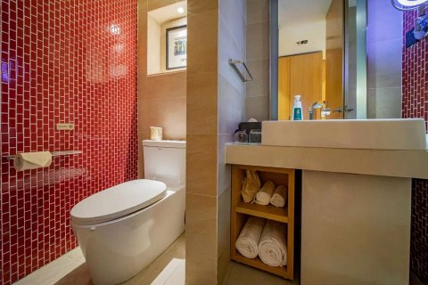 南京玄武湖玄武门亚朵酒店