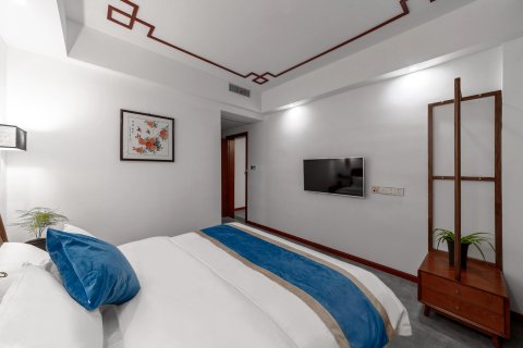 诗和远方江景民宿（凤凰沱江云桥店）