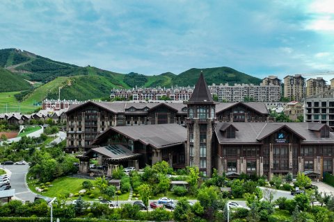 富龙度假酒店