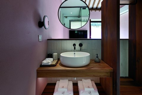 黟县无名初黑多白少民宿