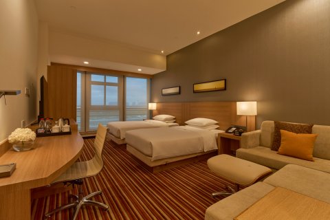 深圳机场凯悦嘉轩酒店