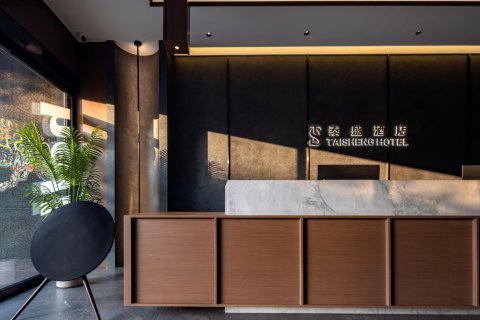 泰盛酒店（东方高铁站店）