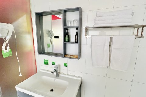 华驿酒店（唐山迁西县渔丰街店）